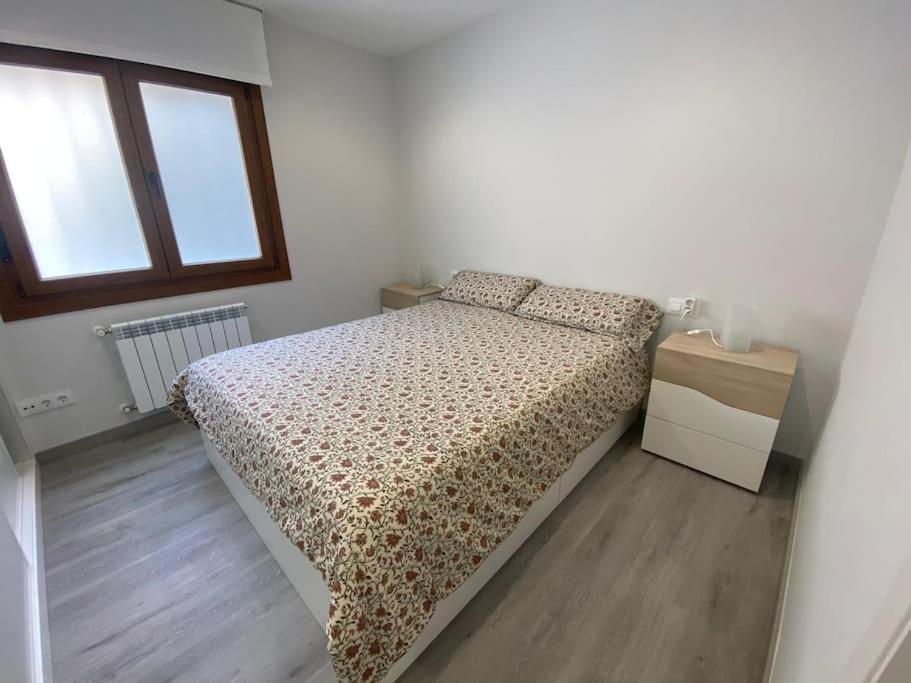 Piso 3 Habitaciones En بايونا المظهر الخارجي الصورة